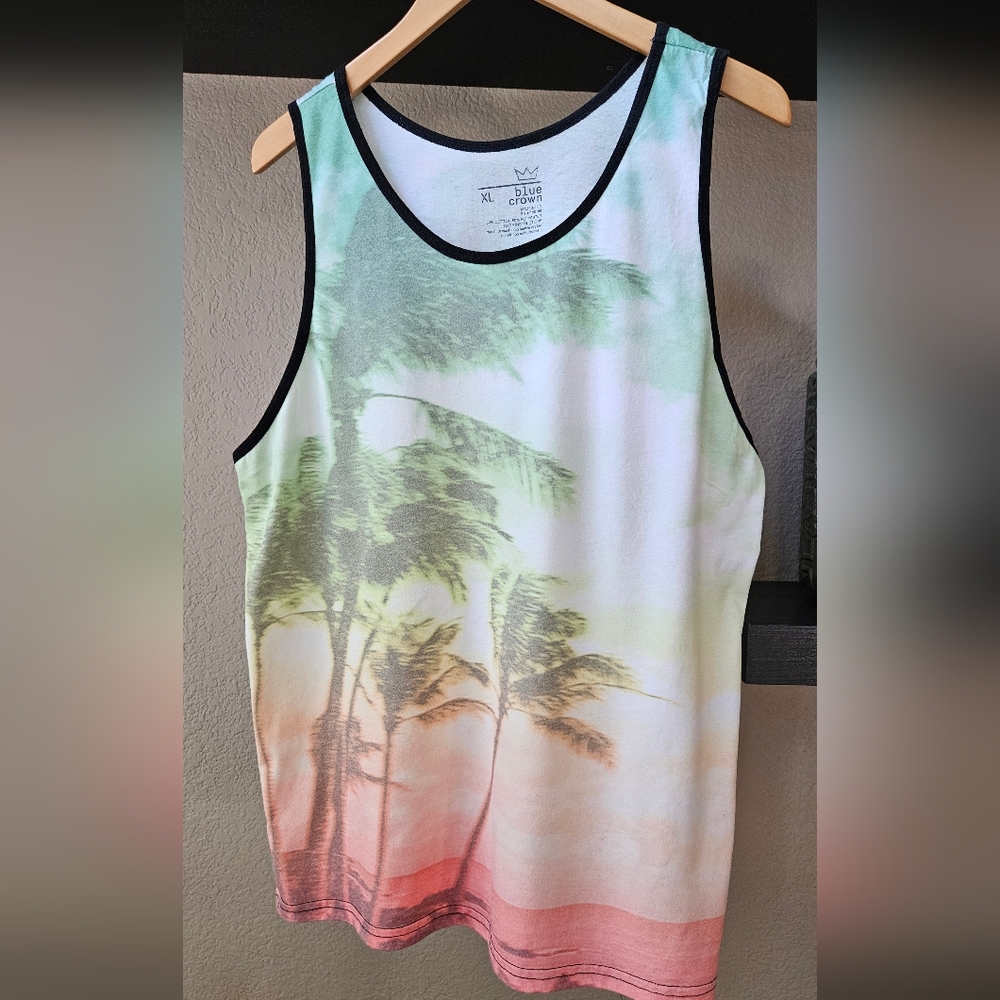 Blue Crown Tropical Palm Tree Tank Top XL - Picture 2 of 4